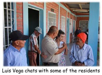 Newsletter-2009-Dec-luis-vega-chats.jpg