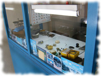 z-Tools-and-working-table.jpg
